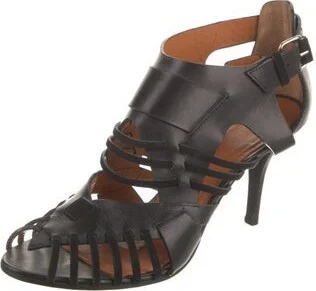 Givenchy - Image 2