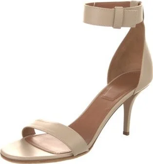 Givenchy - Image 2