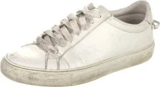 Givenchy - Image 2