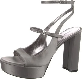Givenchy - Image 2
