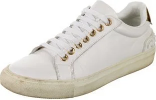 Givenchy - Image 2