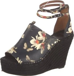 Givenchy - Image 2