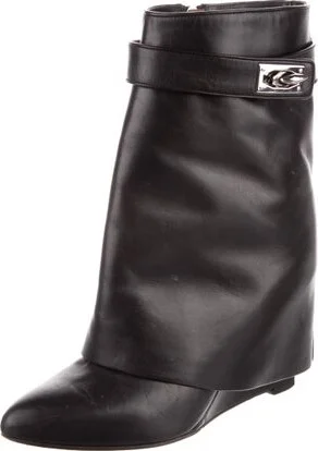Givenchy - Image 2