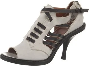 Givenchy - Image 2