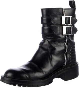 Givenchy - Image 2