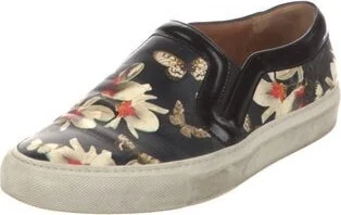 Givenchy - Image 2