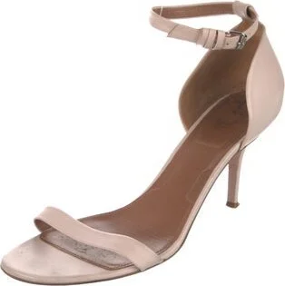 Givenchy - Image 2