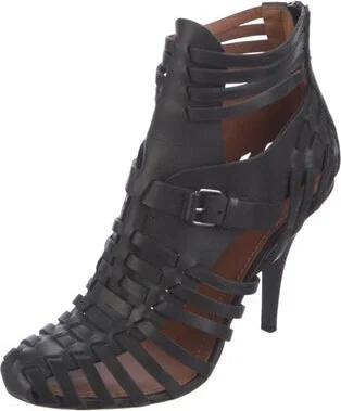 Givenchy - Image 2
