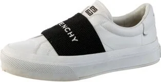 Givenchy - Image 2