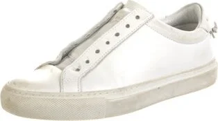 Givenchy - Image 2
