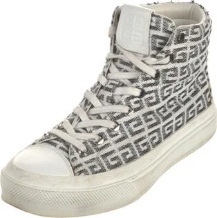 Givenchy - Image 2