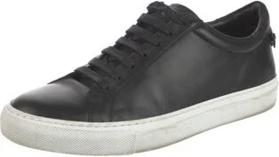 Givenchy - Image 2