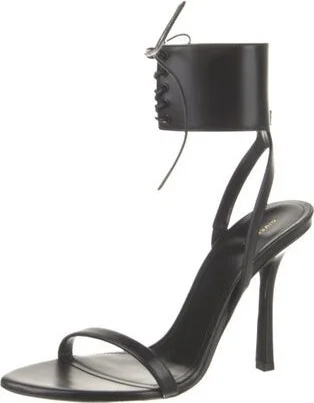 Givenchy - Image 2