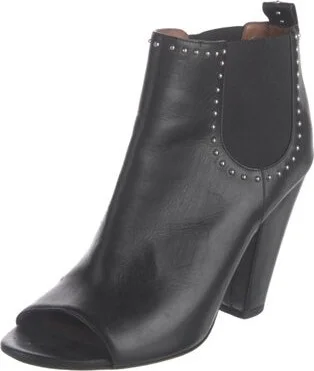 Givenchy - Image 2