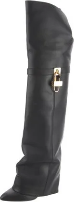 Givenchy - Image 2
