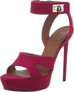Givenchy - Image 2