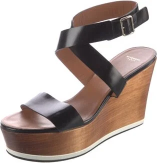 Givenchy - Image 2