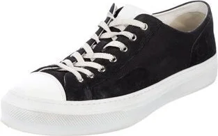 Givenchy - Image 2