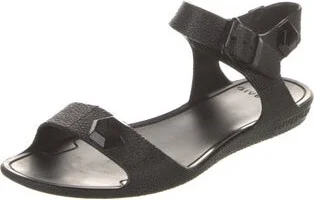 Givenchy - Image 2