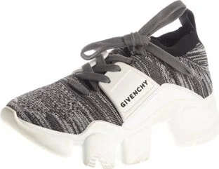 Givenchy - Image 2