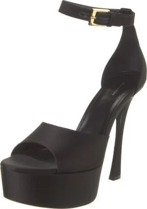Givenchy - Image 2
