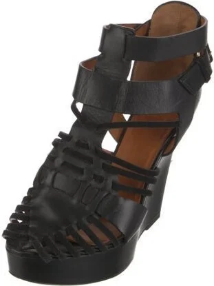 Givenchy - Image 2