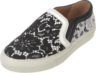 Givenchy - Image 2