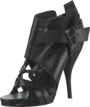 Givenchy - Image 2