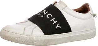 Givenchy - Image 2