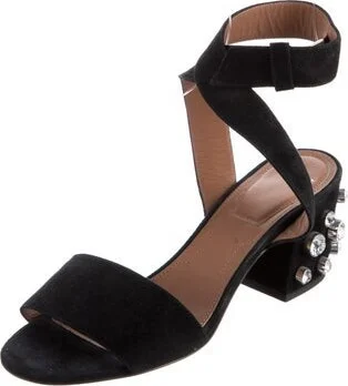 Givenchy - Image 2