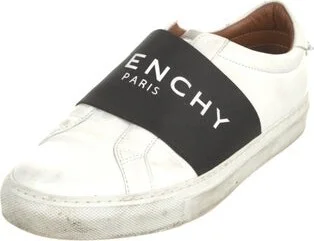 Givenchy - Image 2