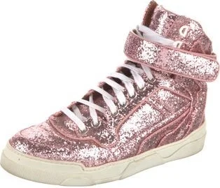 Givenchy - Image 2
