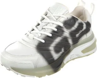 Givenchy - Image 2