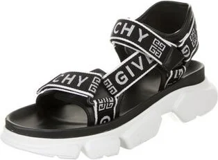 Givenchy - Image 2