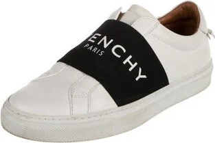 Givenchy - Image 2
