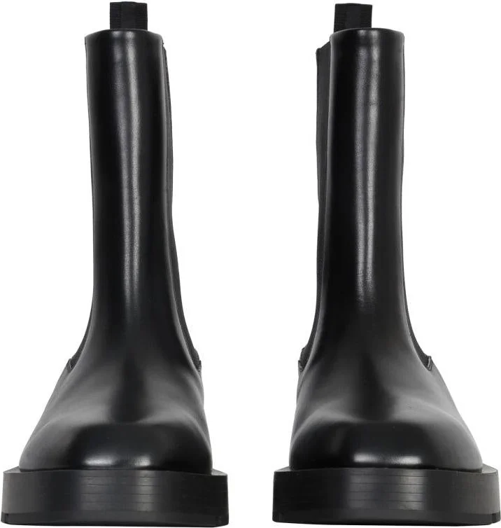 Givenchy Chelsea Boots - Image 2