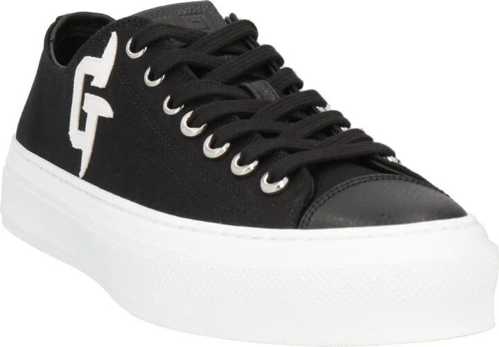 Givenchy Man Sneakers - Image 4