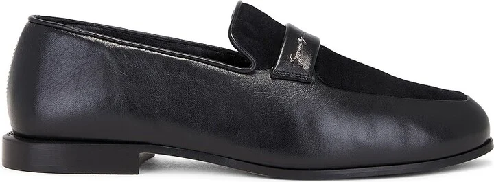 Givenchy Show Loafer in Black