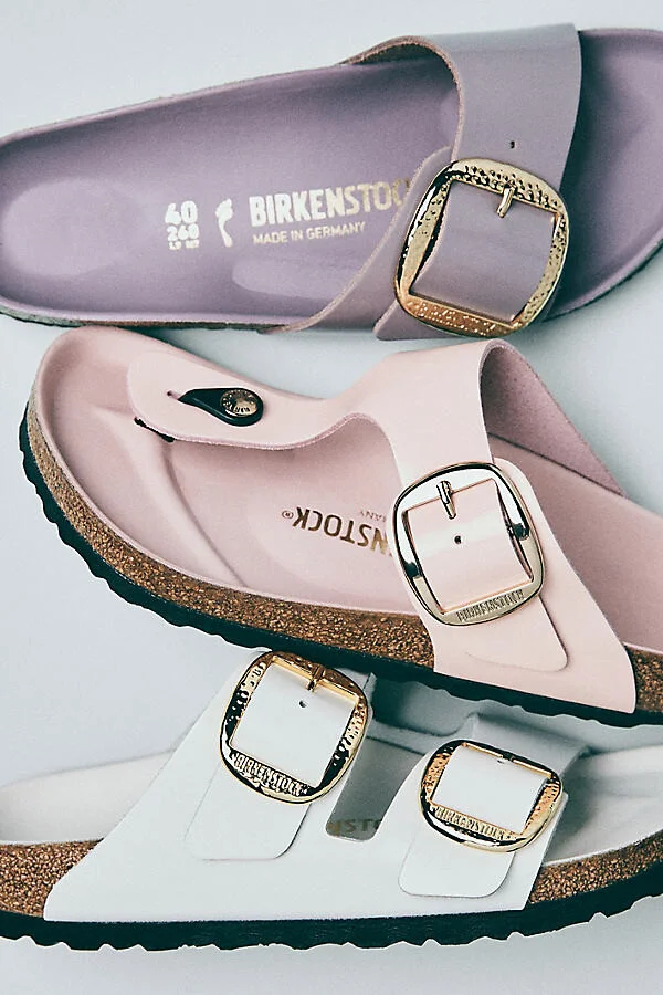 Gizeh Big Buckle High Shine Sandals