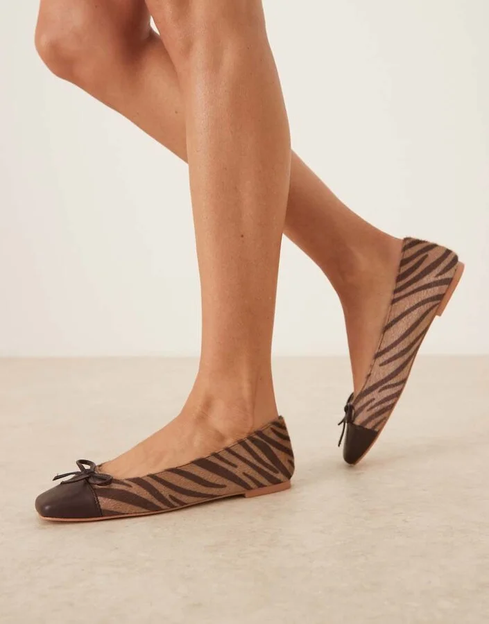 Glamorous ballet flats in brown zebra print - Image 4