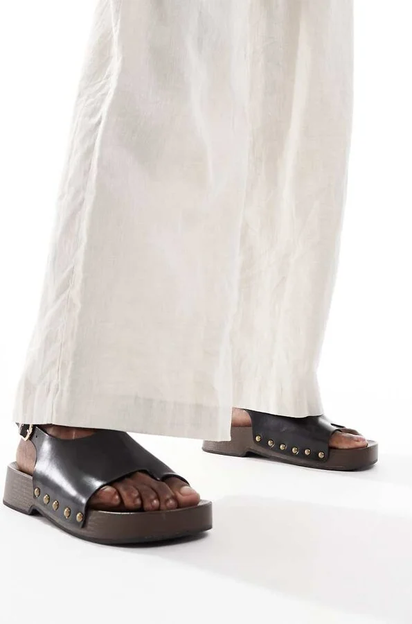 Glamorous clog sandals in black - Image 2