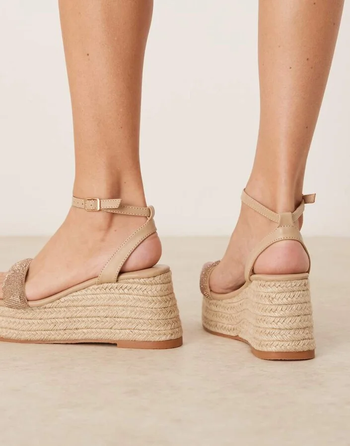 Glamorous espadrilles platform heeled sandals in gold diamante - Image 3