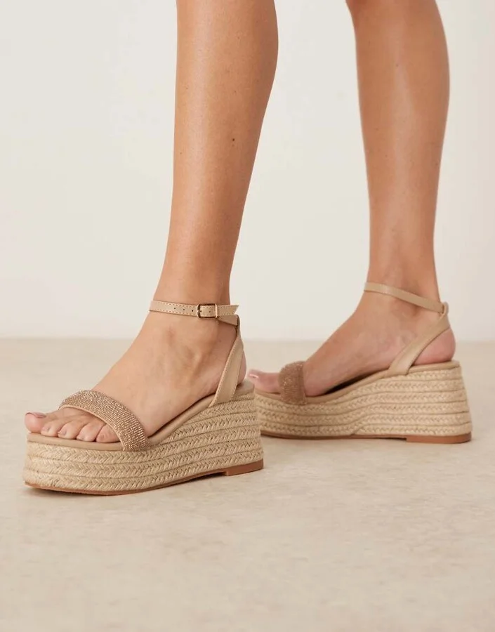 Glamorous espadrilles platform heeled sandals in gold diamante - Image 4