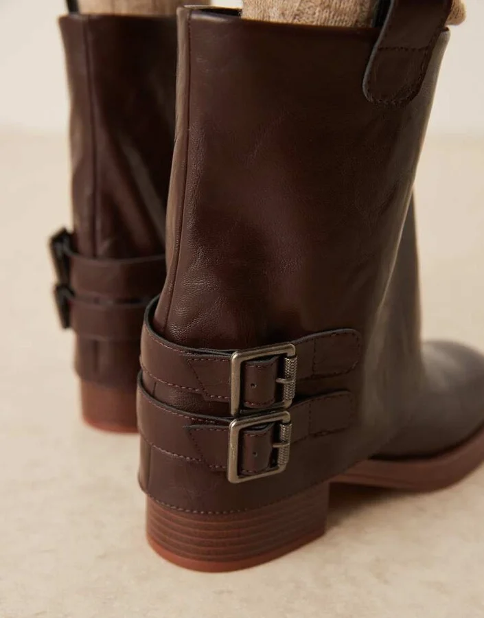 Glamorous fold over low ankle boots in brown - Image 4