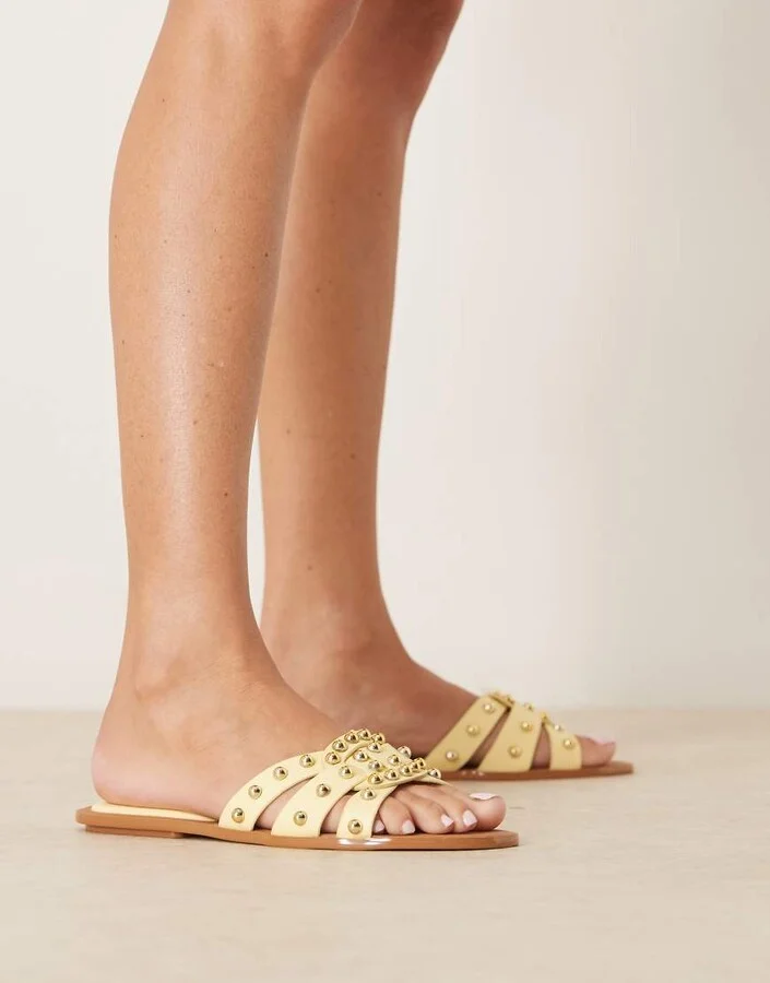 Glamorous studded flat sandals in butter yellow - Image 4