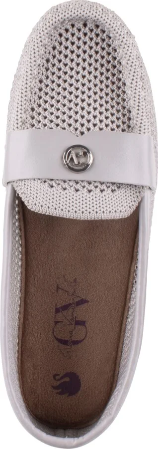 Gloria Vanderbilt Women's Bonnie Slip On Loafers - Image 9