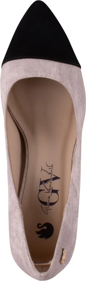 Gloria Vanderbilt Women's Brigitte Slip On Pumps - Natural/Black - Image 9