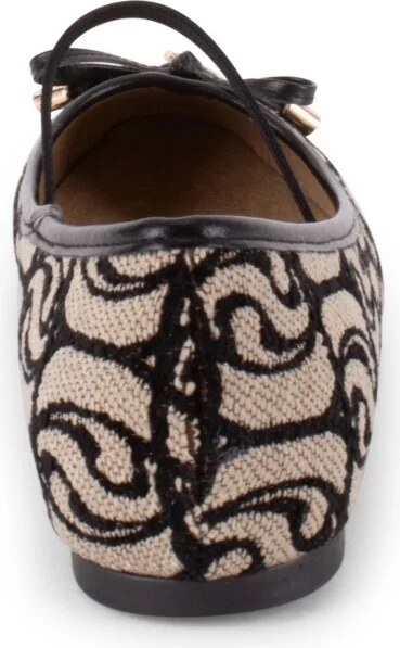 Gloria Vanderbilt Women's Cameo Slip On Flats - Image 8