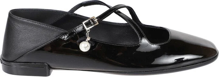 Glossy Black Flat Shoes