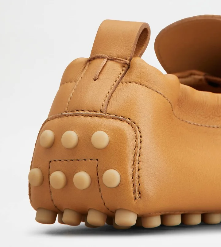 Glove Gommino Driving Shoes in Leather - Image 5